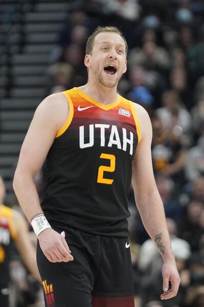 Utah s Ingles out after MRI shows torn ACL in right knee AP News
